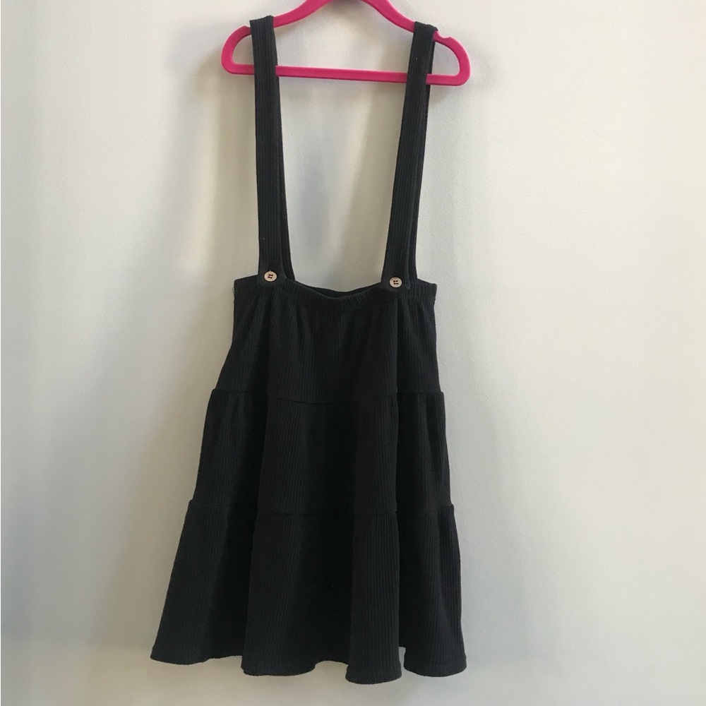 Lil Legs Black Suspender Skirt, Size 7Y.